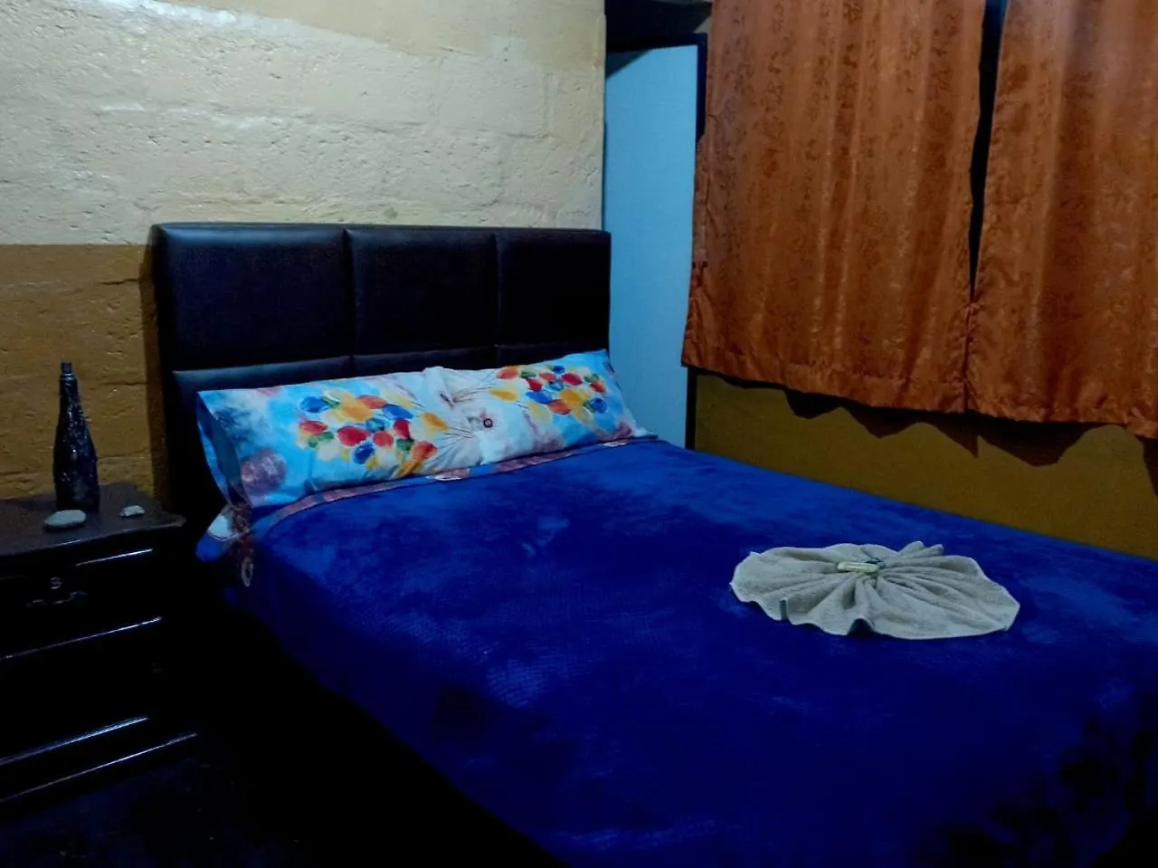 Hostal Knela Quito Ecuador